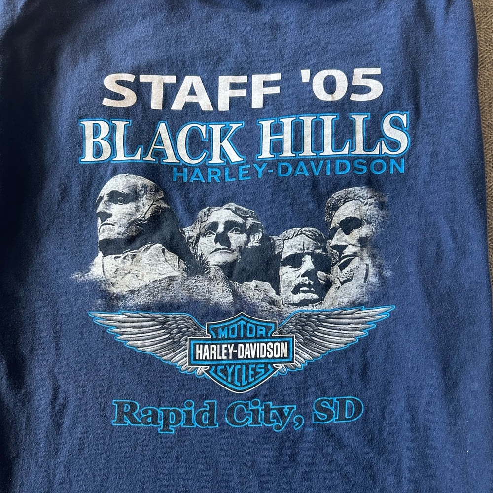 Harley-Davidson Motorcycles Staff T-Shirt Rapid City South Dakota 2005 XL